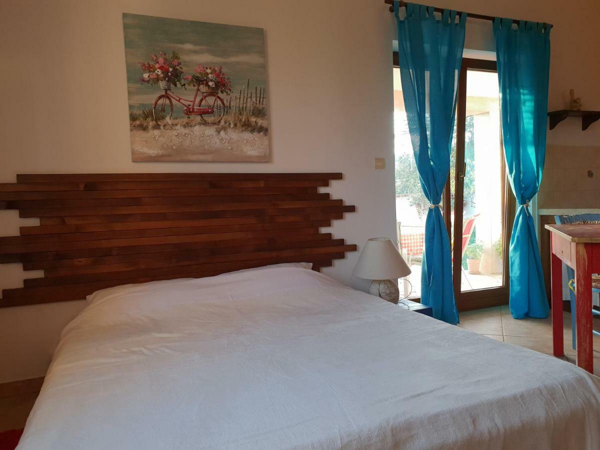 Levanda Apartment พูลา ภายนอก รูปภาพ